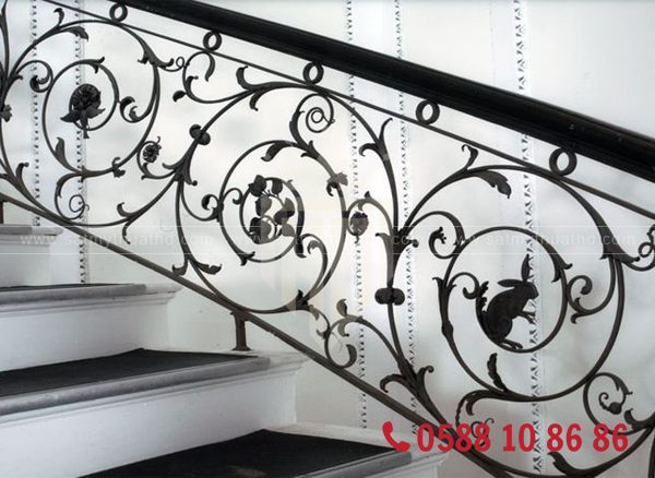Cầu thang sắt mỹ thuật phong cách tân cổ điển, đẳng cấp