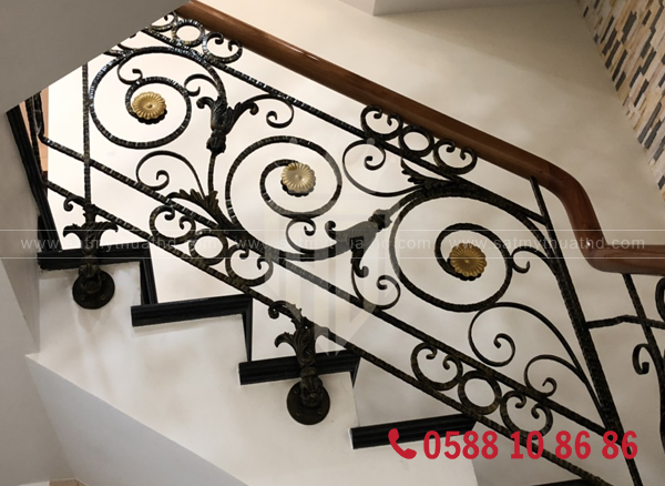 Công nghệ sơn tĩnh điện giúp bảo vệ cầu thang sắt mỹ thuật