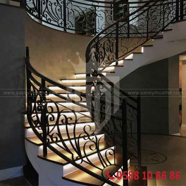 Cầu thang sắt thông minh 