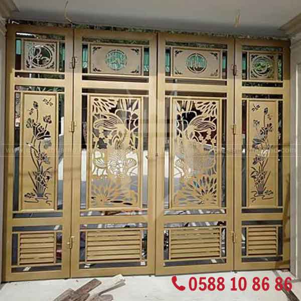 Cửa cổng sắt CNC 4 cánh họa tiết hoa sen thanh lịch