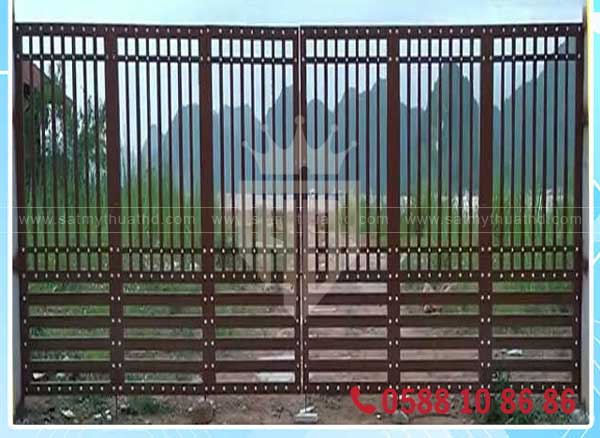Cửa cổng sắt 6 cánh dạng lùa