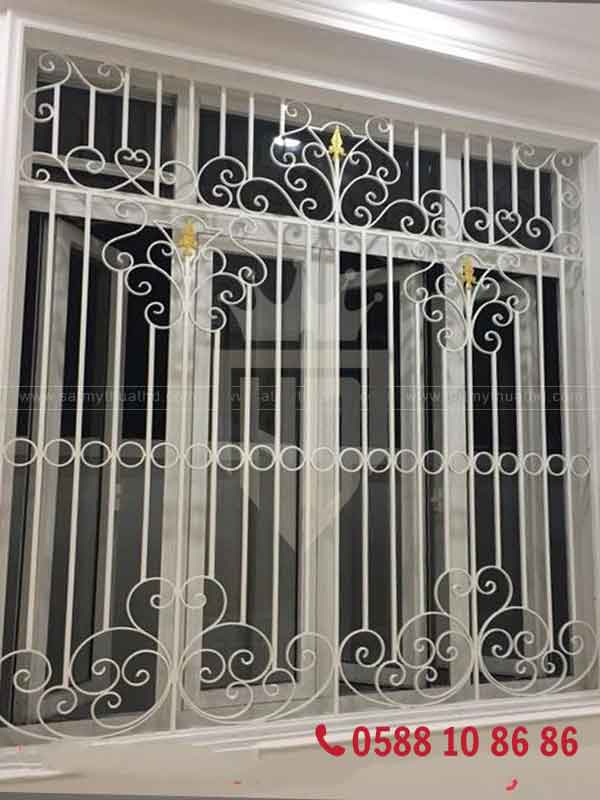 Cửa sổ sắt mỹ thuật bảo vệ an toàn