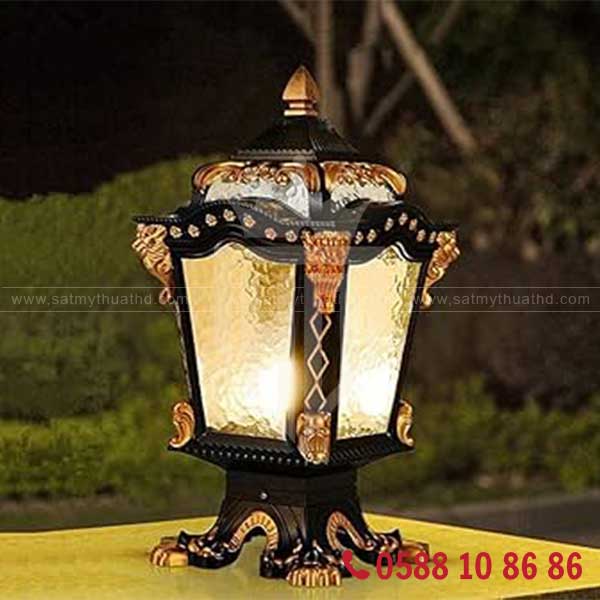 Đèn trụ cổng sắt mỹ thuật phong cách cổ điển