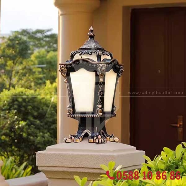 Đèn trụ cổng sắt mỹ thuật phong cách cổ điển