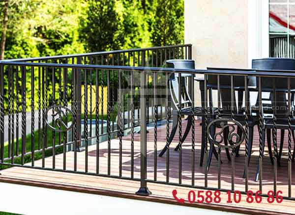 Hàng rào bảo vệ nhà hàng với sắt mỹ thuật