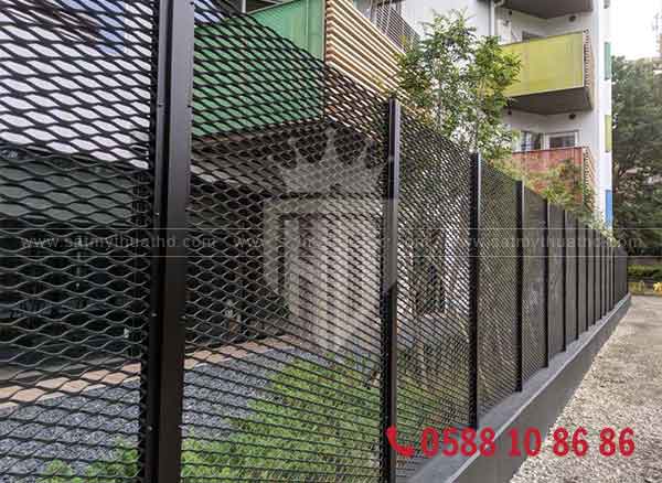 Hàng rào sắt lưới mắt cáo thông thoáng