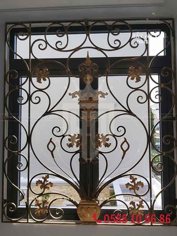 Hoa sắt cửa sổ mỹ thuật phong cách cổ điển