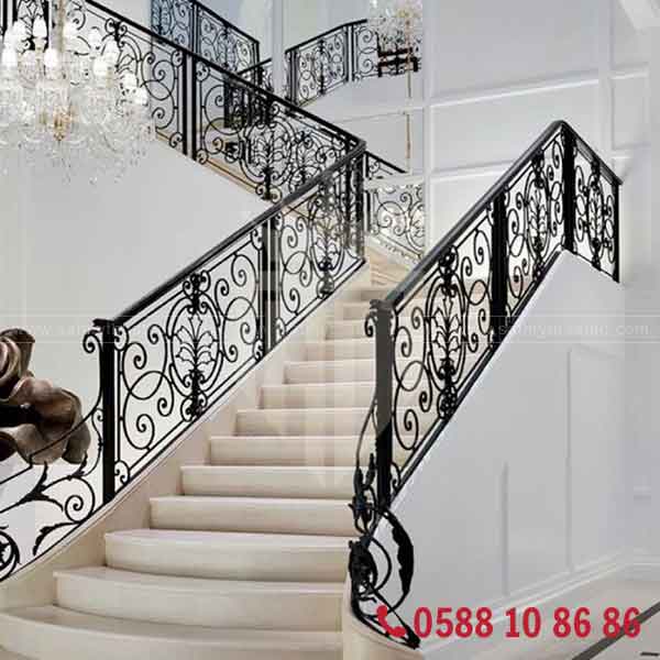 Lan can cầu thang sắt mỹ thuật sang trọng