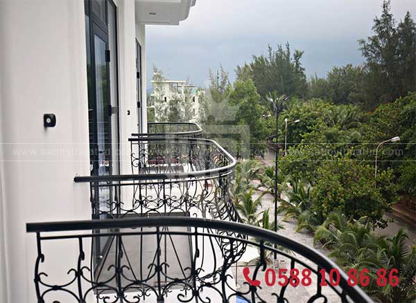 Lan can sắt mỹ thuật phong cách hiện đại