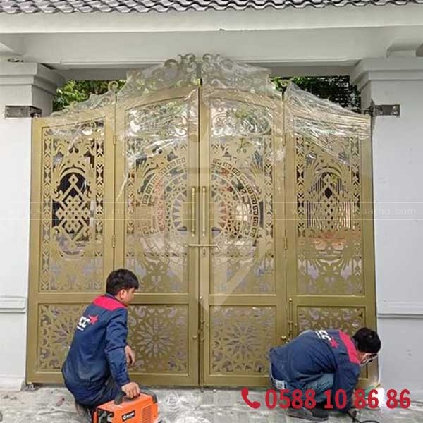 Quy trình sản xuất và lắp đặt cửa cổng CNC