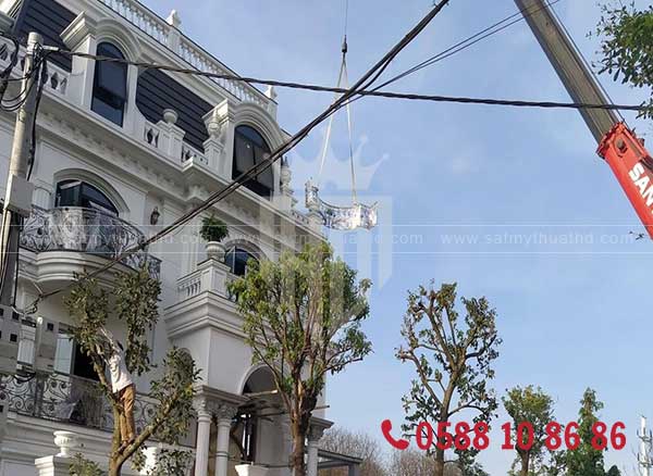 Thi công lan can sắt mỹ thuật tại khách sạn Hà Nội