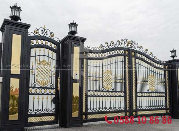 Trụ cổng sắt kết hợp kính