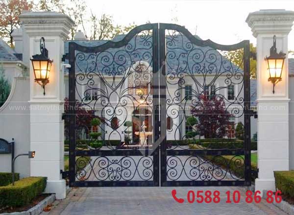 Mẫu cổng vòm sắt sơn tĩnh điện do Sắt Mỹ Thuật HD thiết kế và hoàn thiện