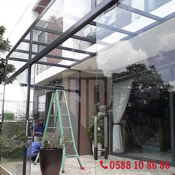 Đội ngũ thi công rèm che mái kính Sắt Mỹ Thuật HD