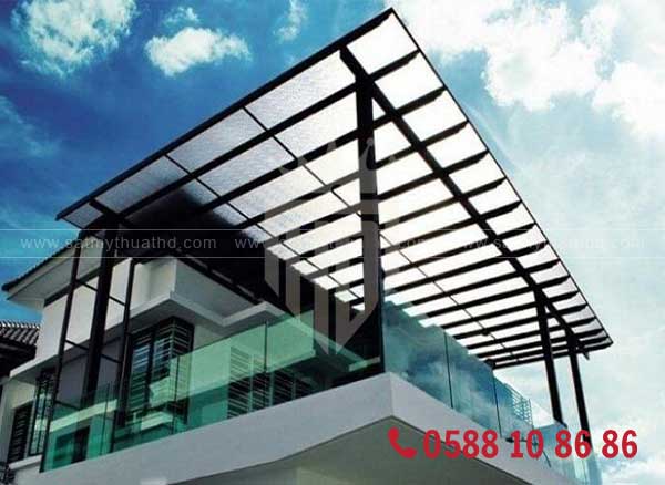 Mái phẳng kính cường lực sân thượng