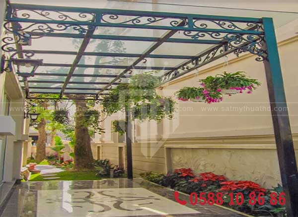  Mái kính sân vườn đơn giản hiện đại