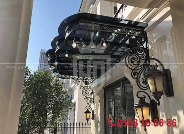 Mái kính đen sang trọng cho biệt thự