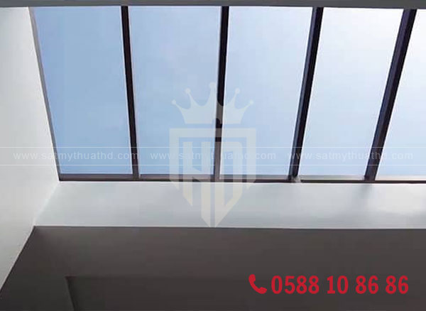 Mái giếng trời kính đơn giản thông gió tự nhiên