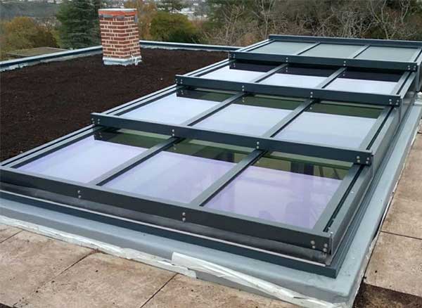 Mái kính giếng trời tự động hiện đại