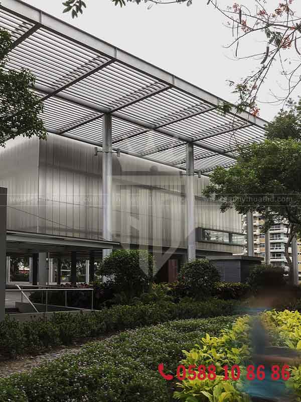 Mái kính nhà để xe an toàn