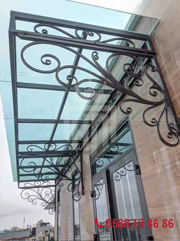 Mái kính khung sắt mỹ thuật tăng tính thẩm mỹ cho kiến trúc