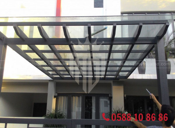 Mái kính thép I chịu lực cho sảnh lớn
