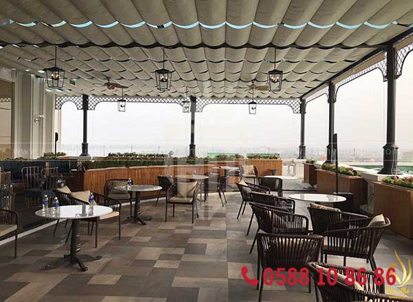 Rèm che mái kính nhà hàng sang trọng