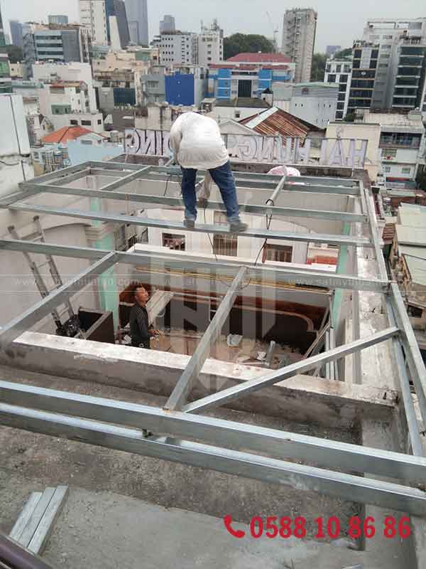 Thi công mái kính nghệ thuật tại Việt Nam