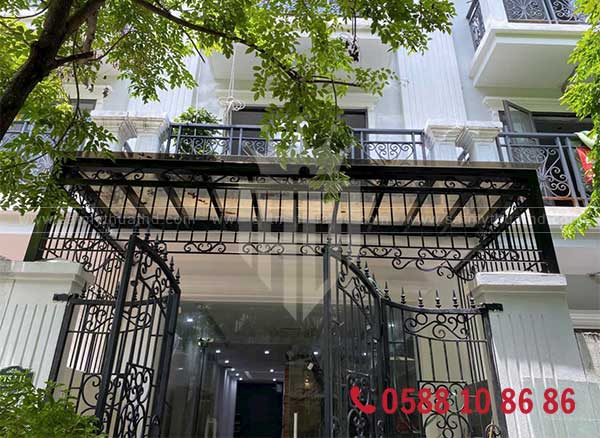 Mái kính hiên biệt thự sân vườn sang trọng

