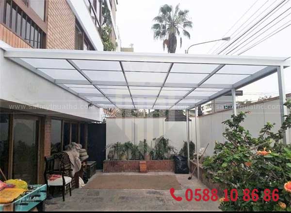 Mái kính sân thượng nhà phố hiện đại

