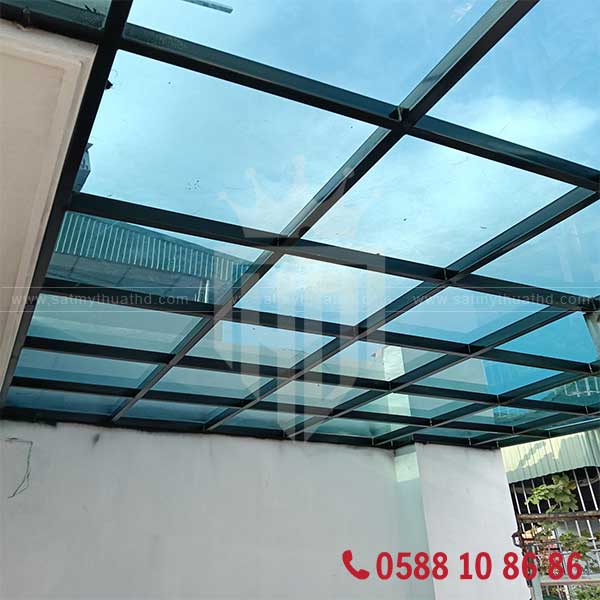 Mái che kính sân thượng cho khu vực BBQ

