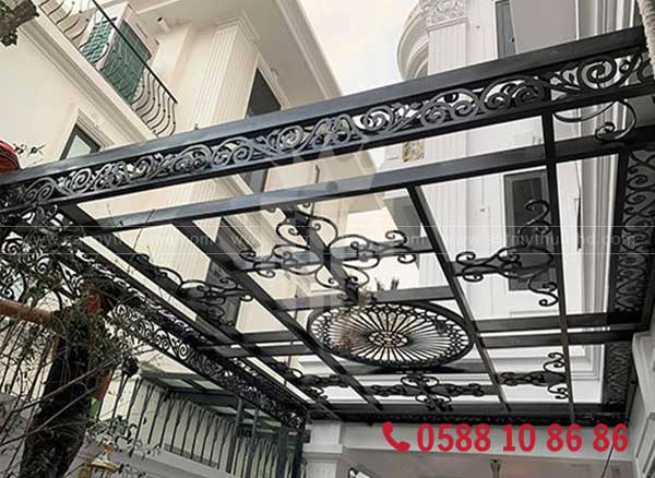 Mái kính sắt mỹ thuật hoa văn cổ điển

