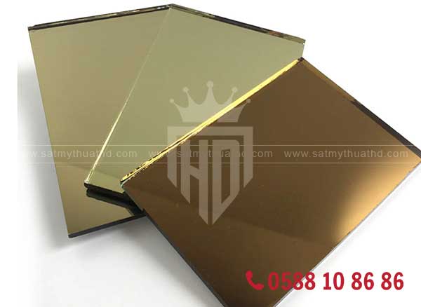 Mái kính màu trà tăng giá trị thẩm mỹ 