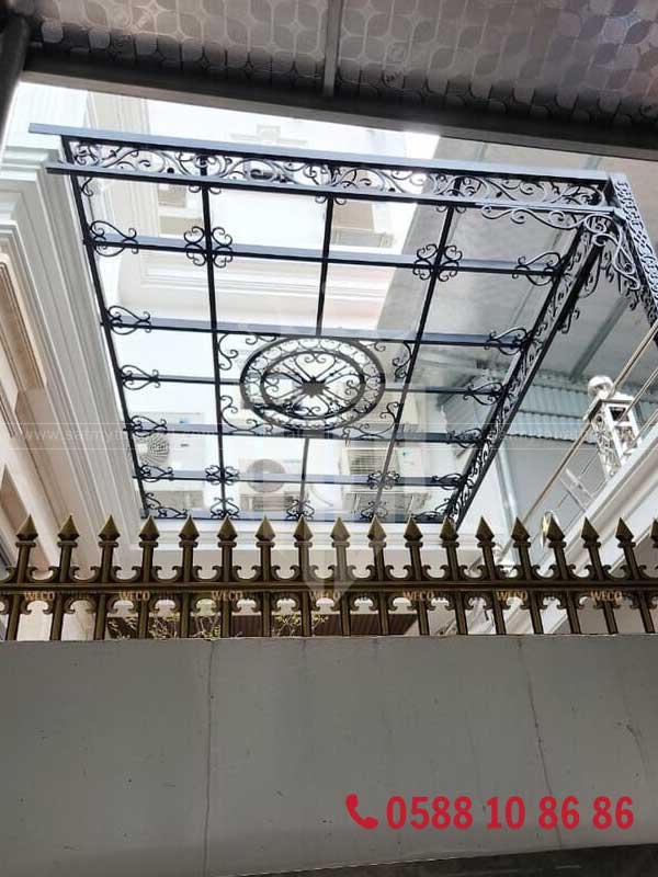 Mái kính cường lực sảnh hiên che mưa, lấy sáng tự nhiên
