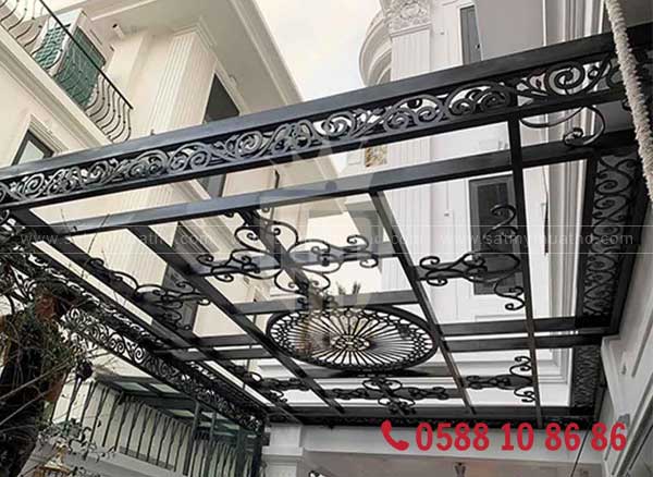 Mái kính sảnh lấy sáng tự nhiên 